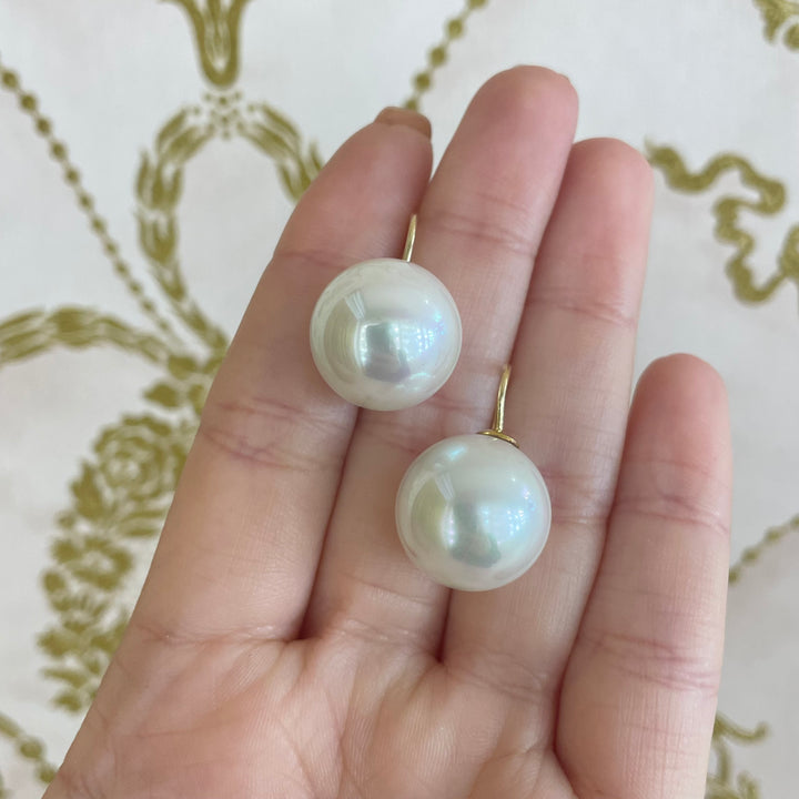 Basic hook white Mallorca pearls