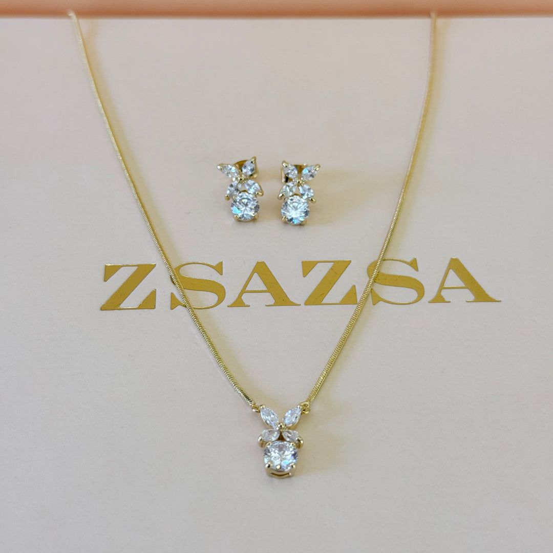 Dainty zircone gold plated pendant set