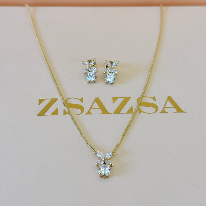 Dainty zircone gold plated pendant set