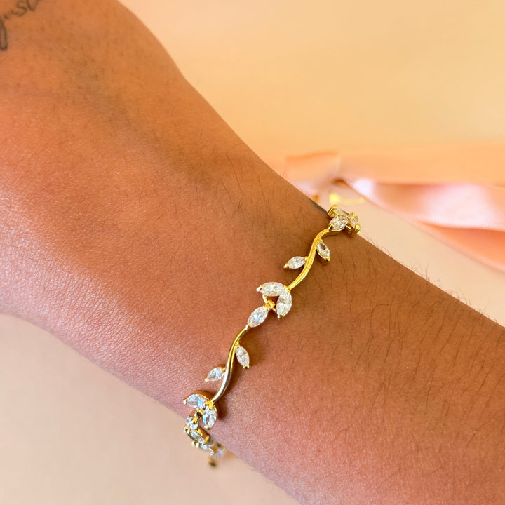 Zircone dainty marquise gold plated bracelet