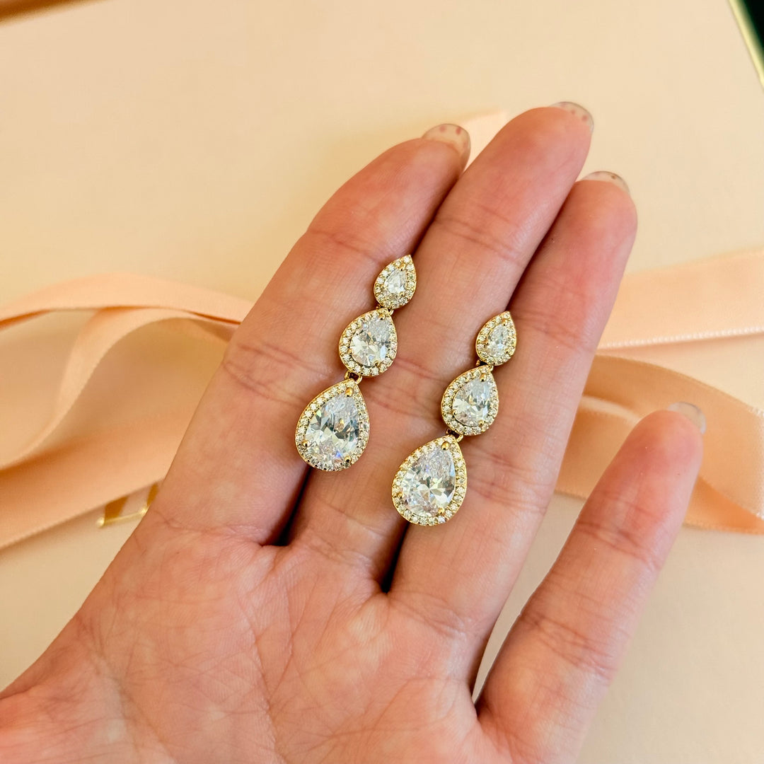 Teardrops zircone gold plated earrings
