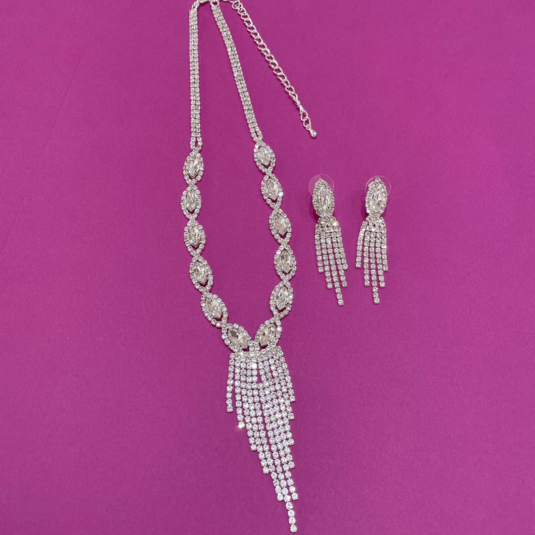 Elegant set