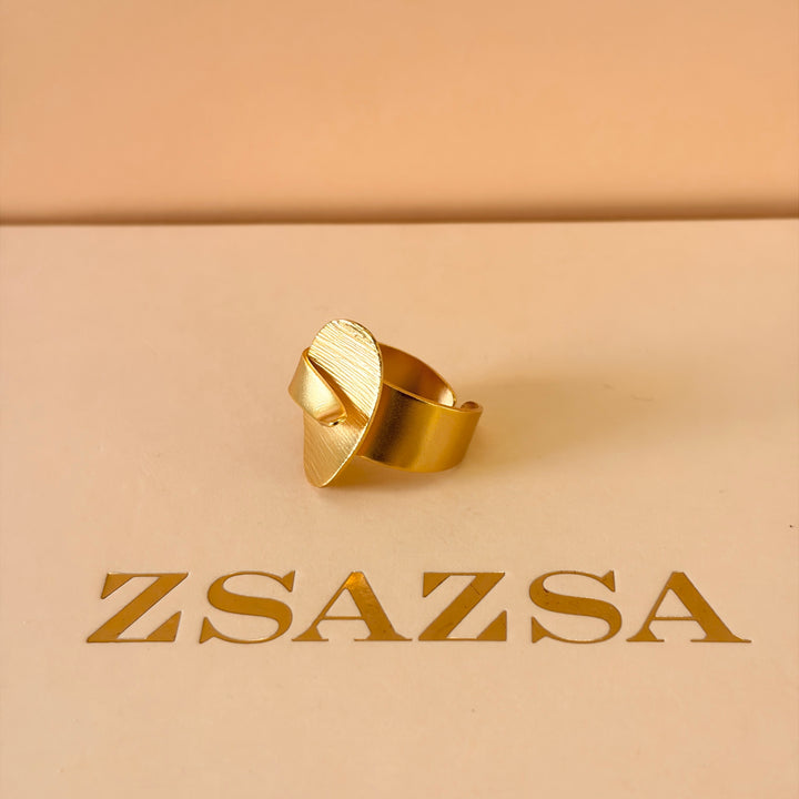 Handmade Oval Layered Ring | Gold Plated | ZsaZsa