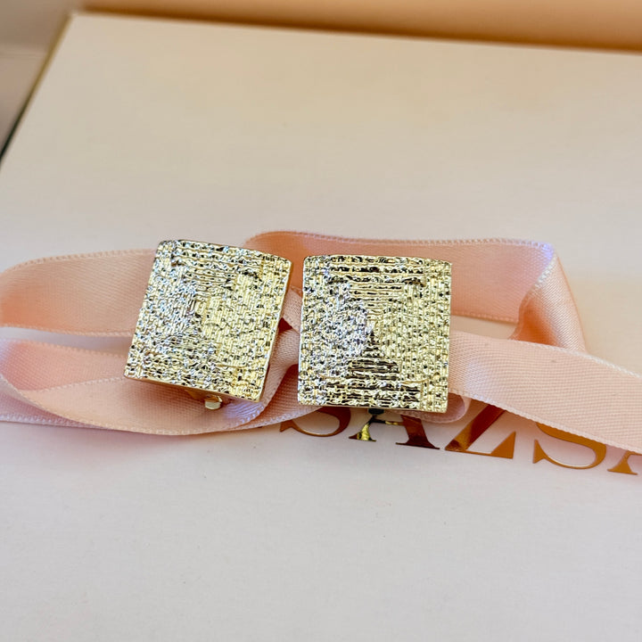Plain chunky texture squeaker gold plated clip on earrings