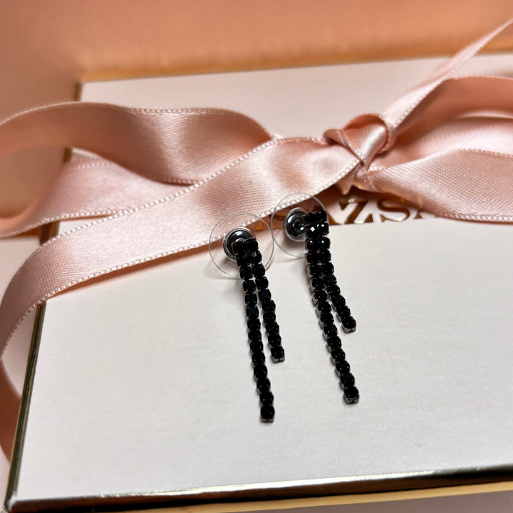 Dainty fringe black earrings