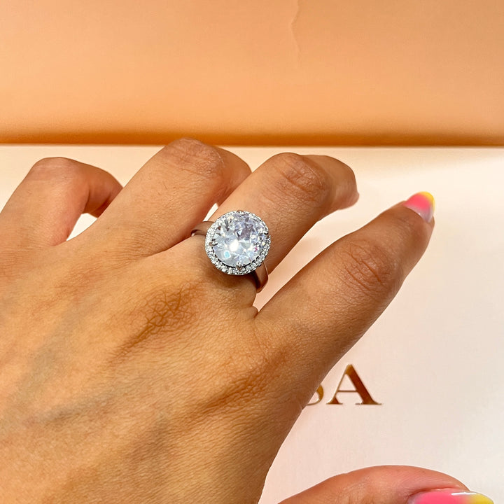 Zircone oval white gold plated ring