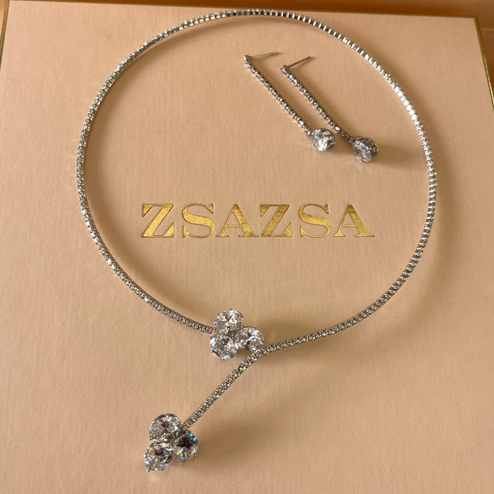 Silver zircone oval set