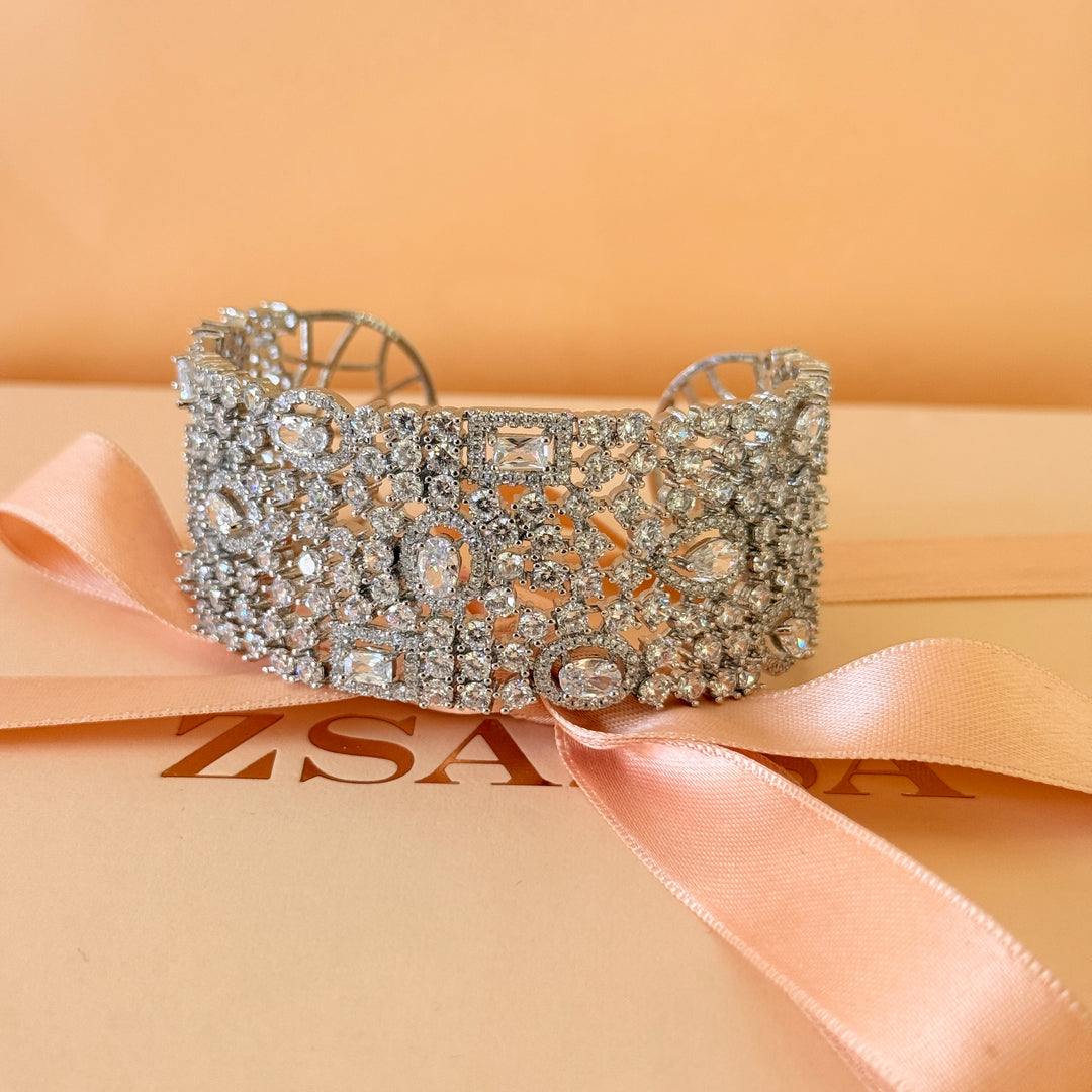 Mixed shapes zircone silver bangle