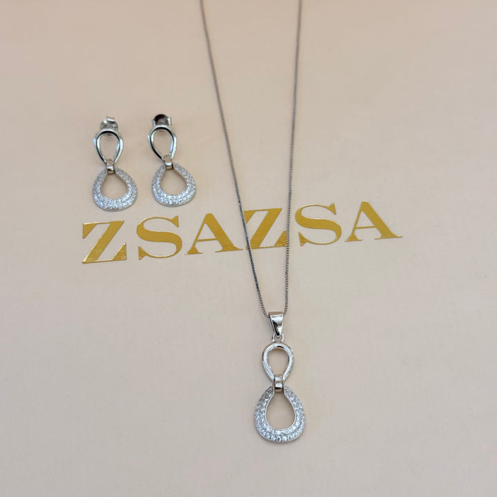 Hollow teardrop zircone sterling silver set