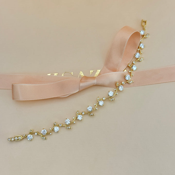 Zircone leaf style gold plated bracelet