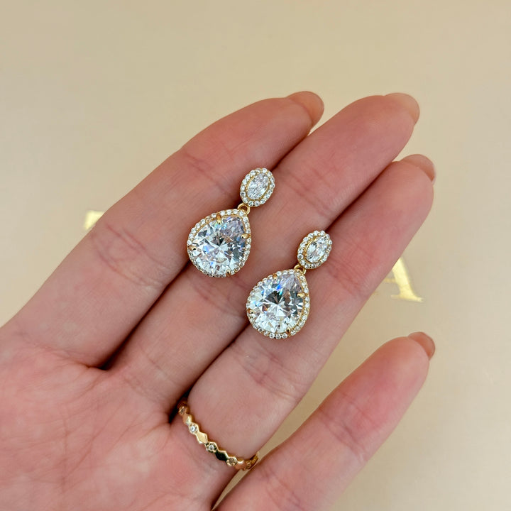 Teardrop zircone sterling silver gold plated set