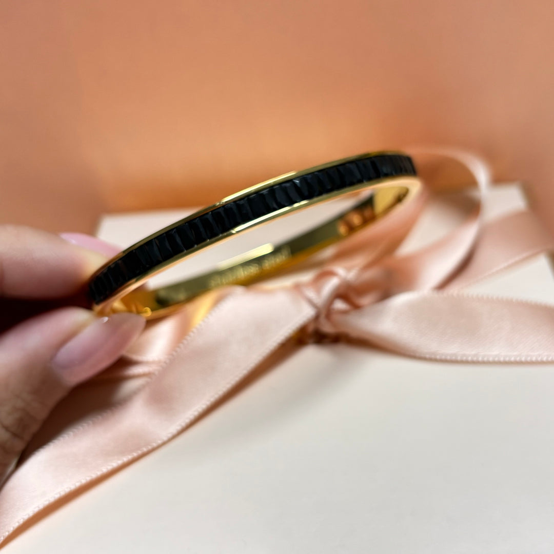 Black gold baguette bangle