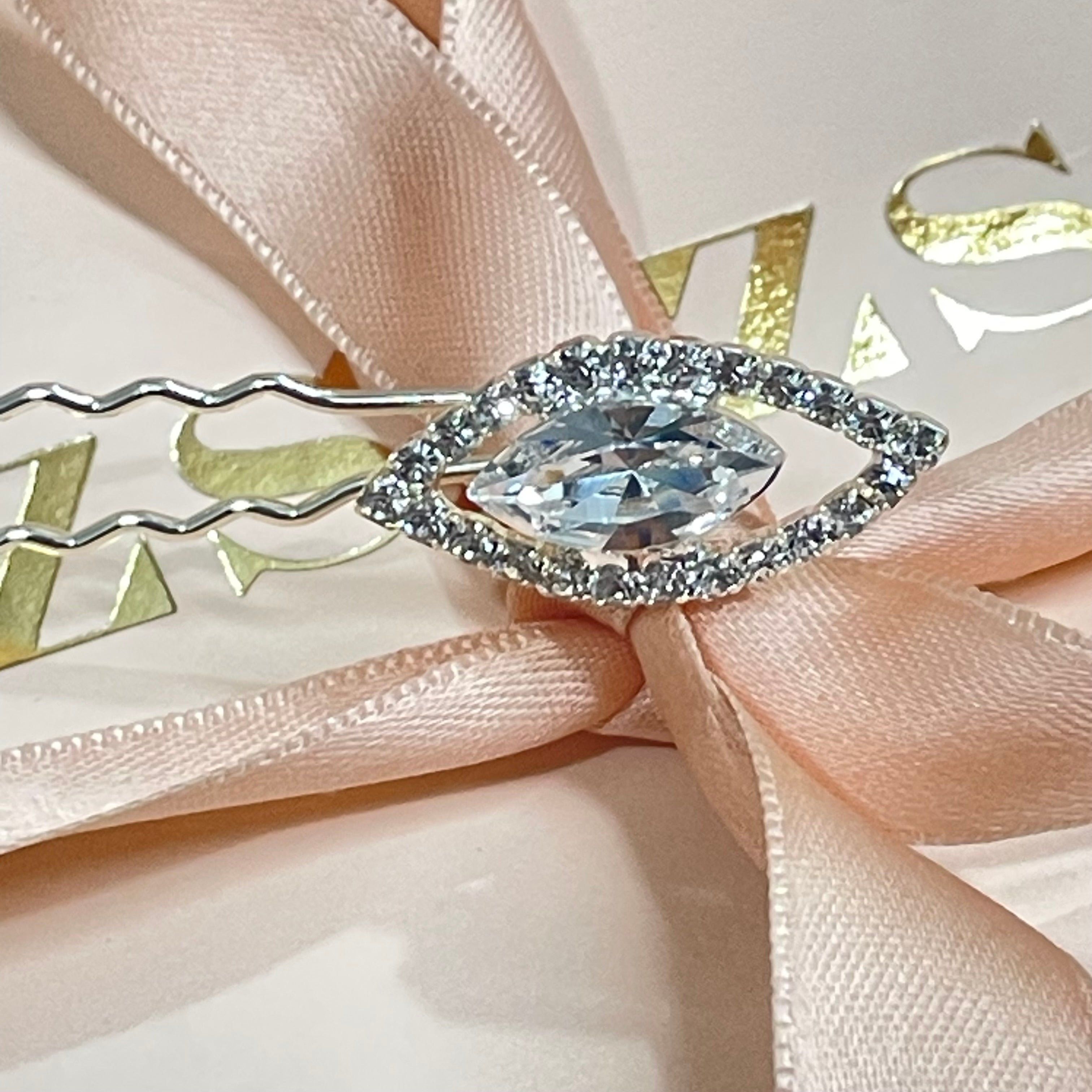 Marquise Swarovski pin