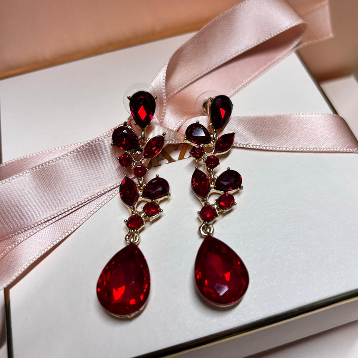 Teardrop earrings