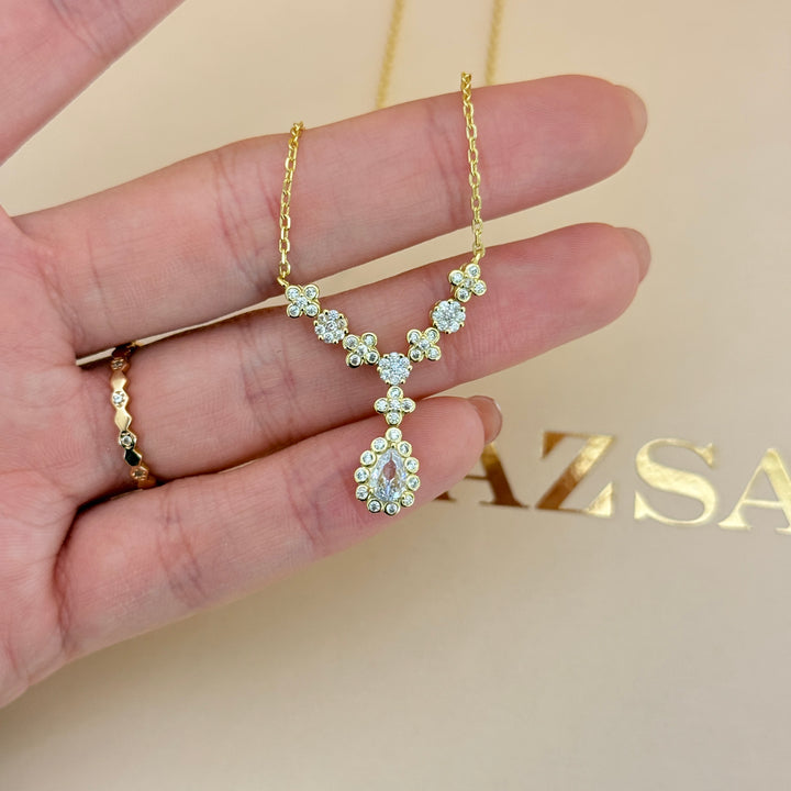 Dainty teardrop gold plated pendant set