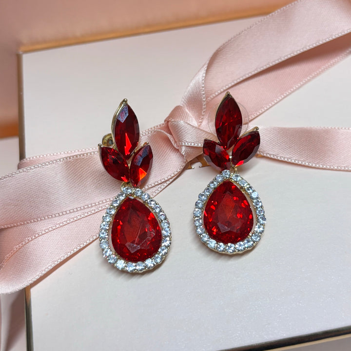 Teardrop earrings