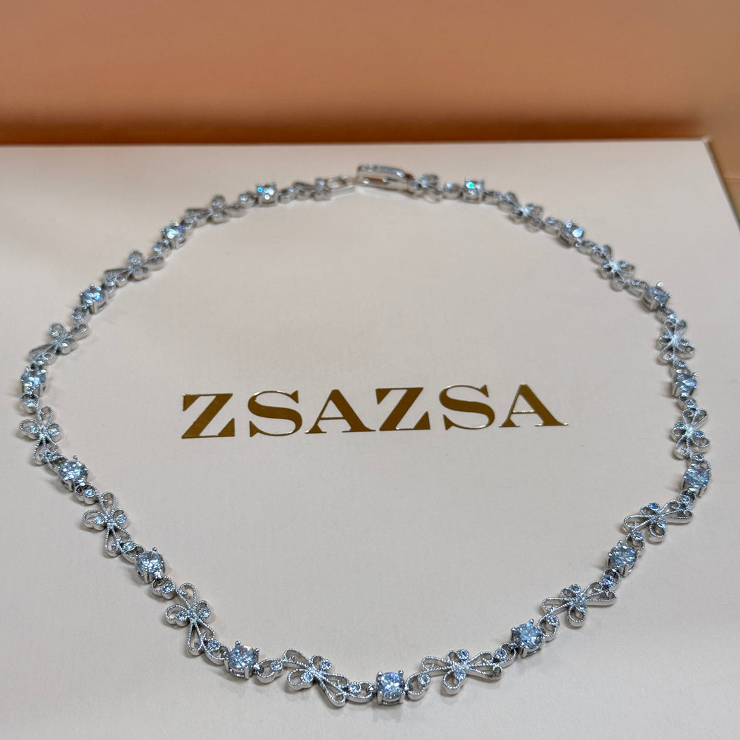Classic zircone silver necklace