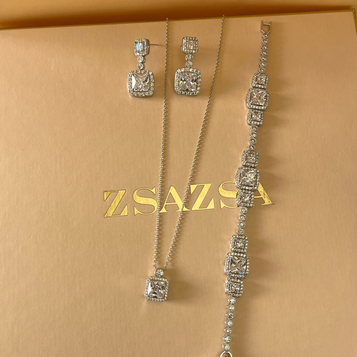 Silver zircone set