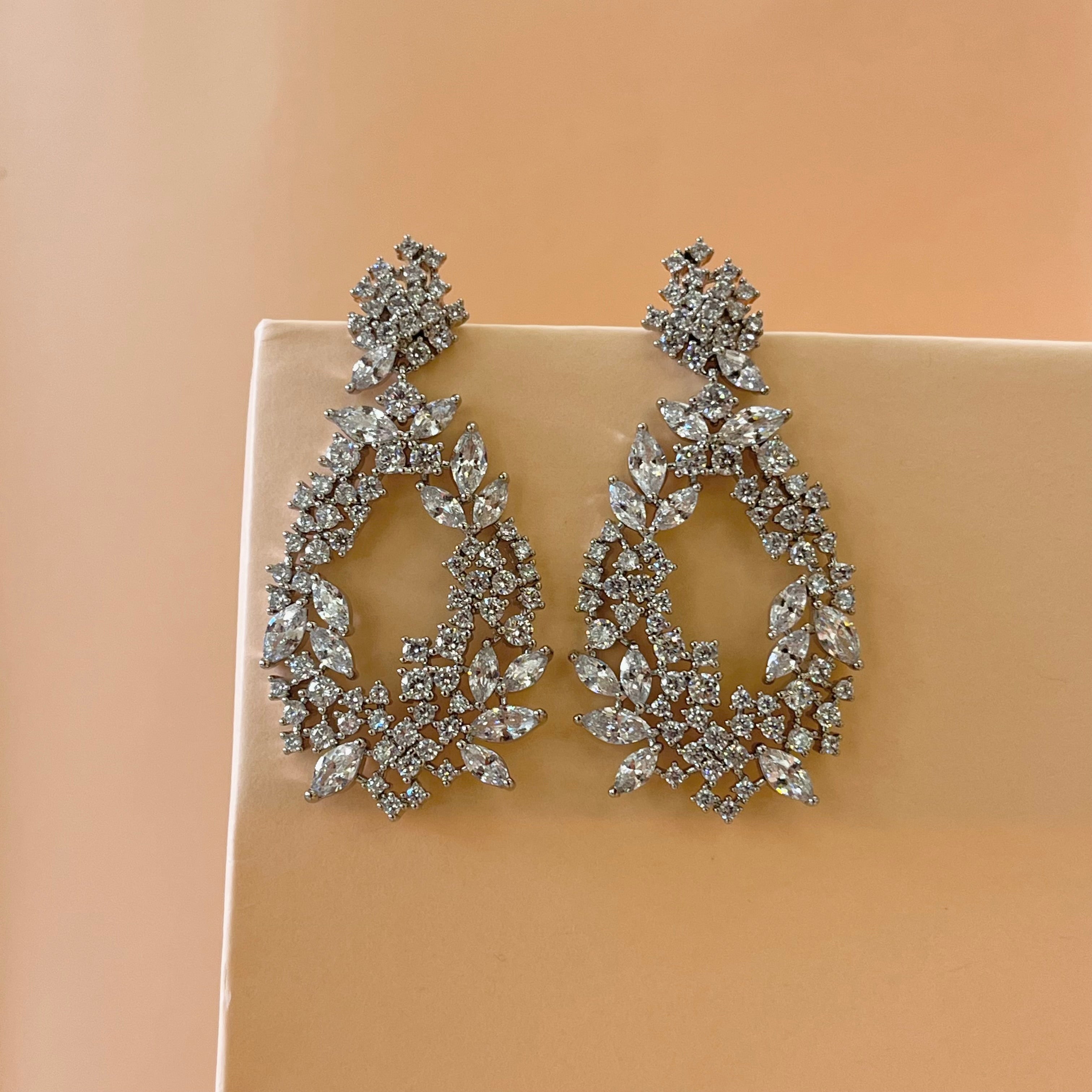 Silver zircone earrings