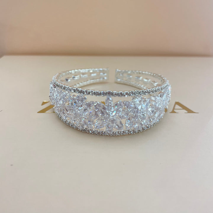 Flower bangle