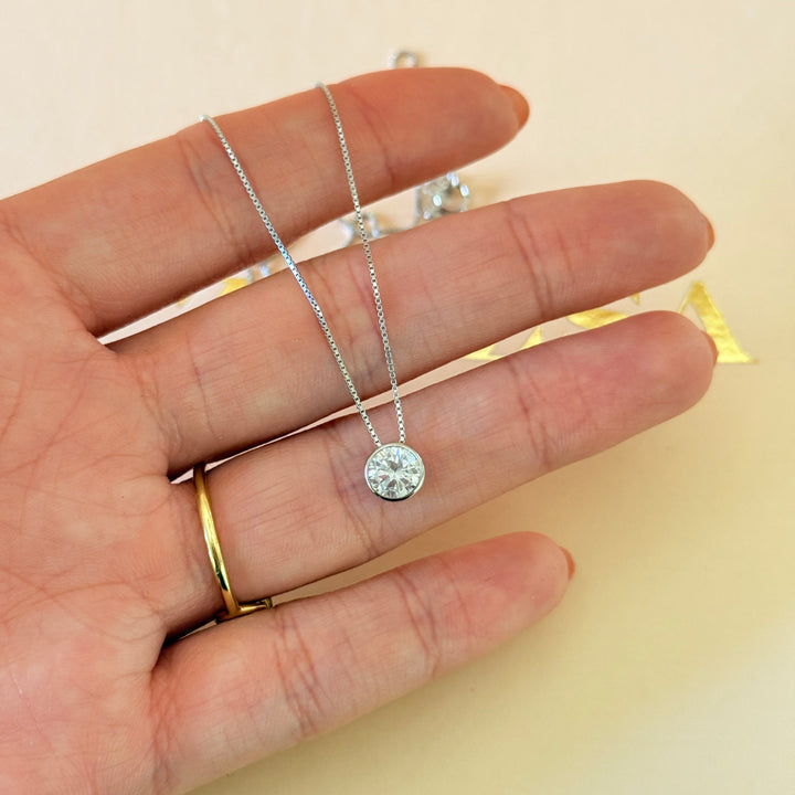 Large solitaire zircone sterling silver pendant