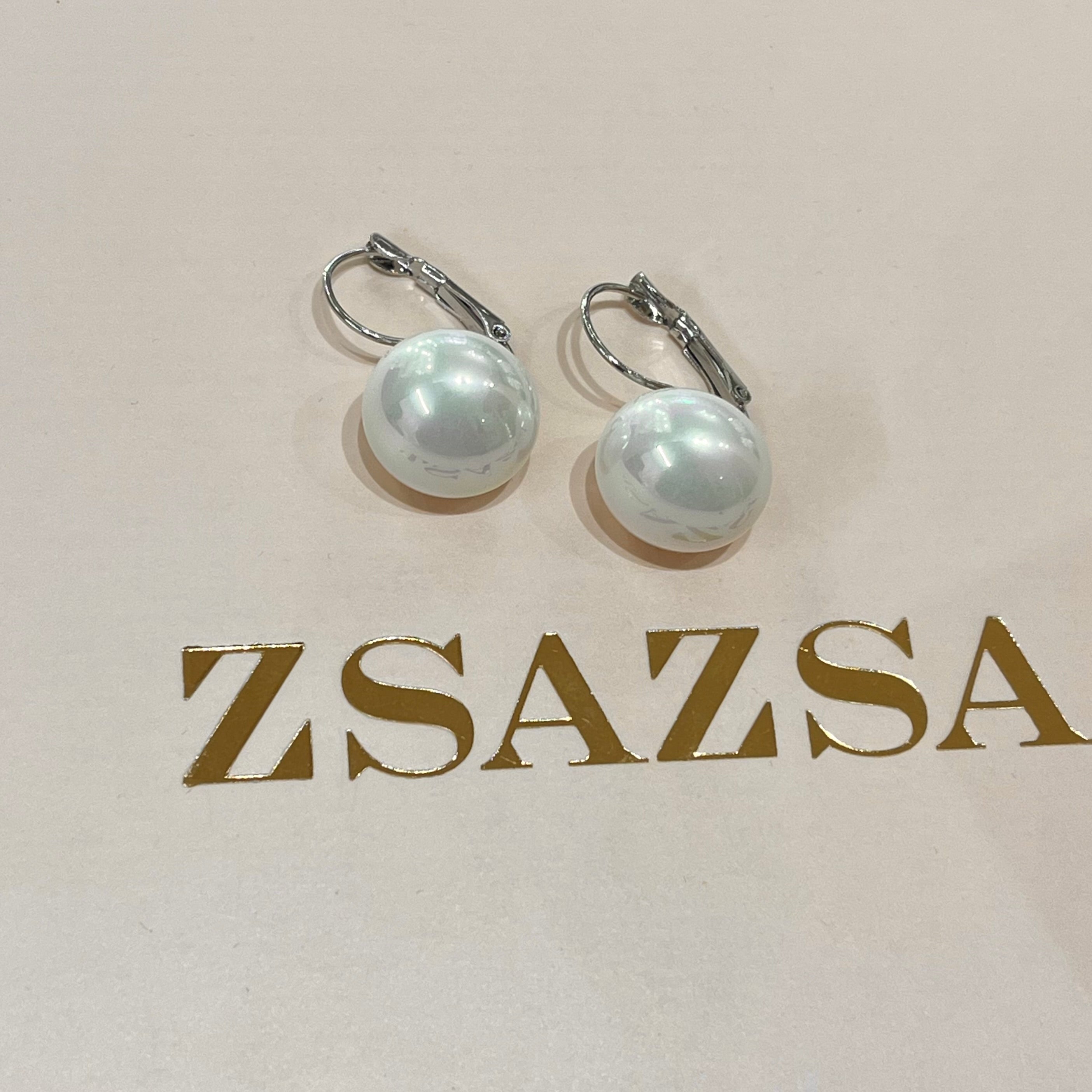 Pearl hook earrings