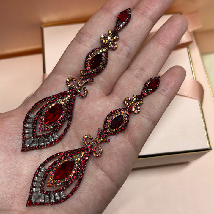 Elegant marquise earrings