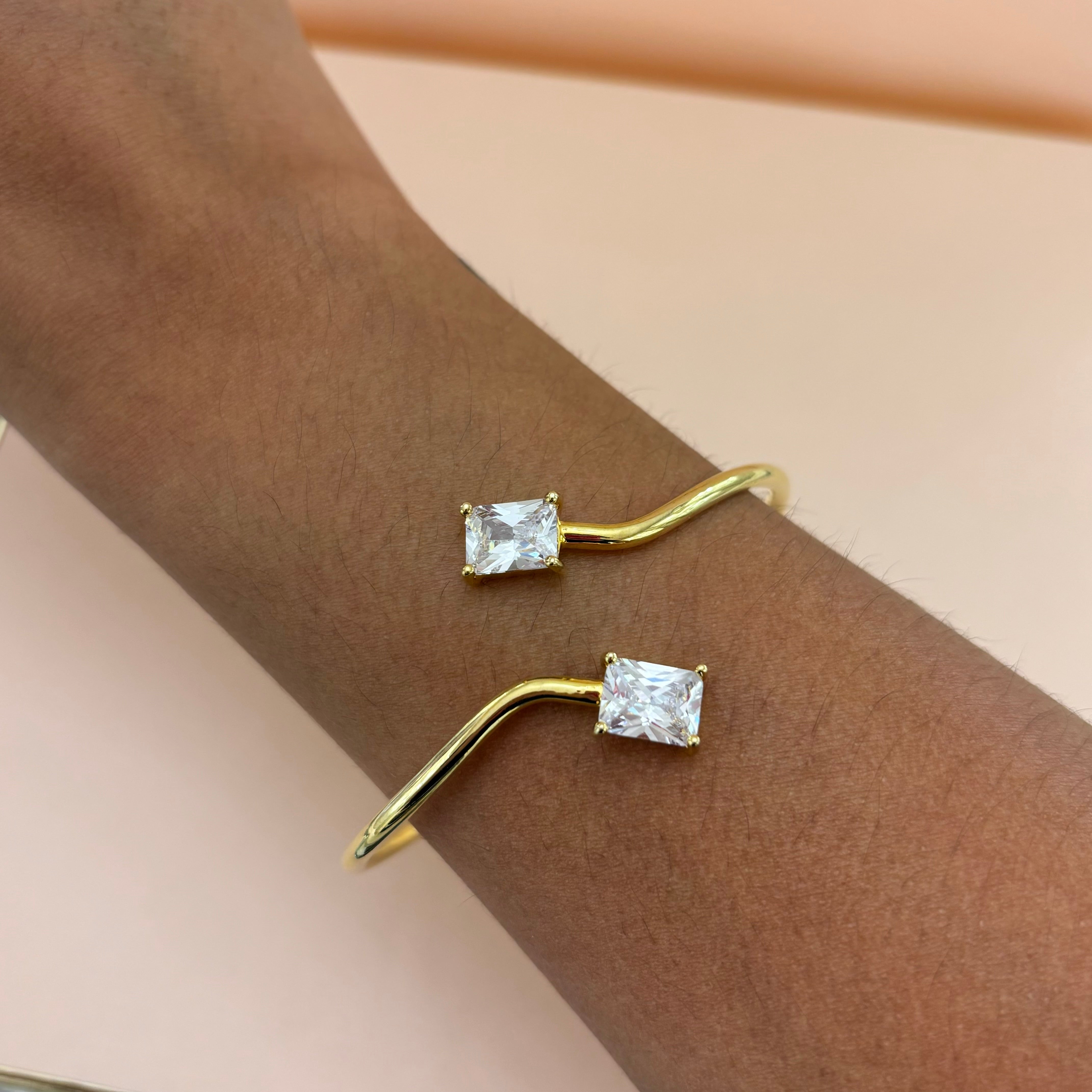 Rectangular bangle