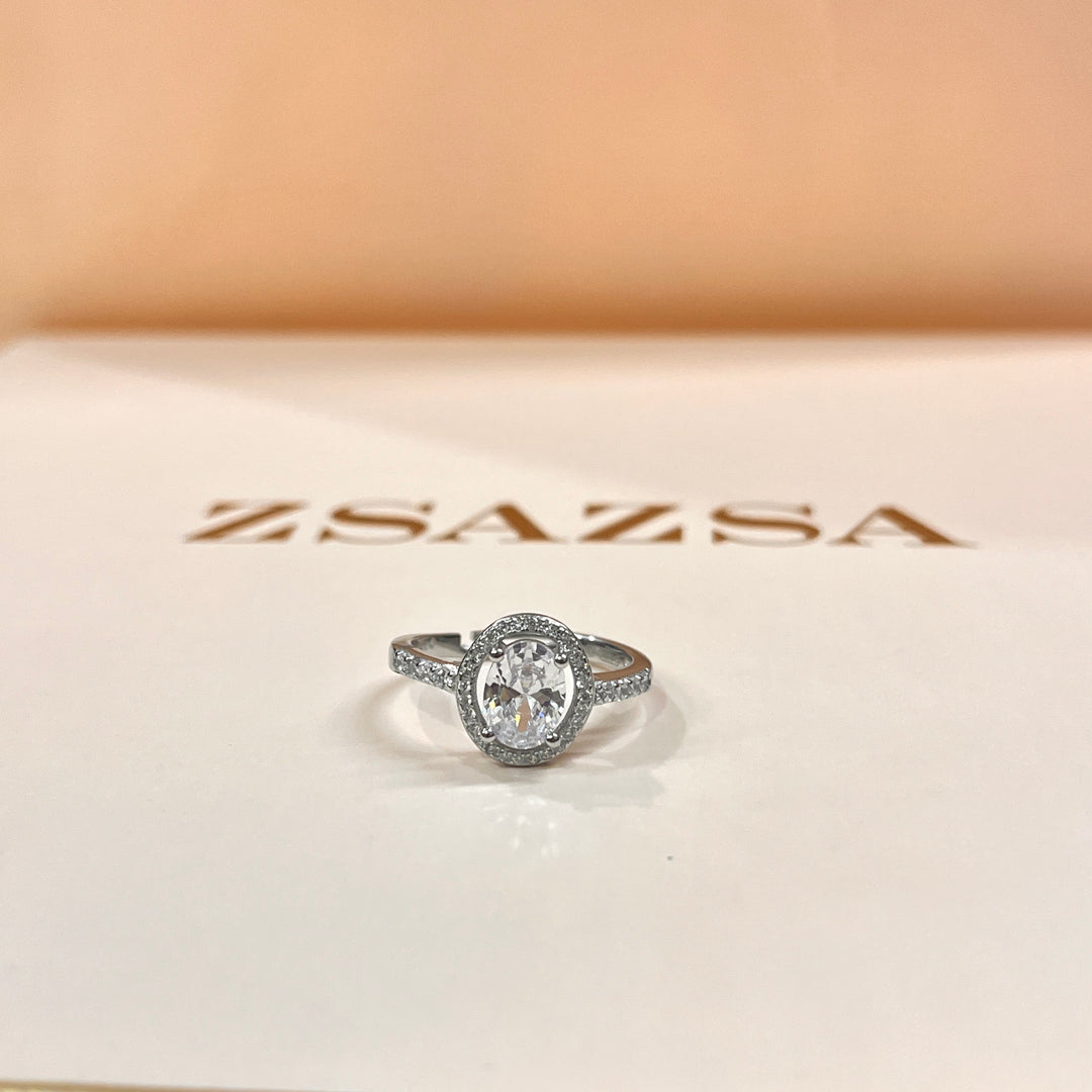 Zircone oval sterling silver ring