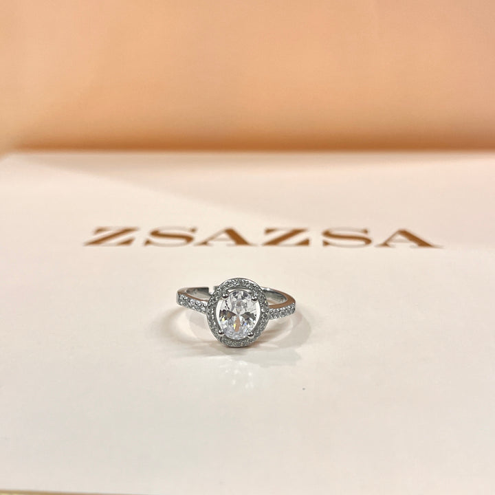 Zircone oval sterling silver ring