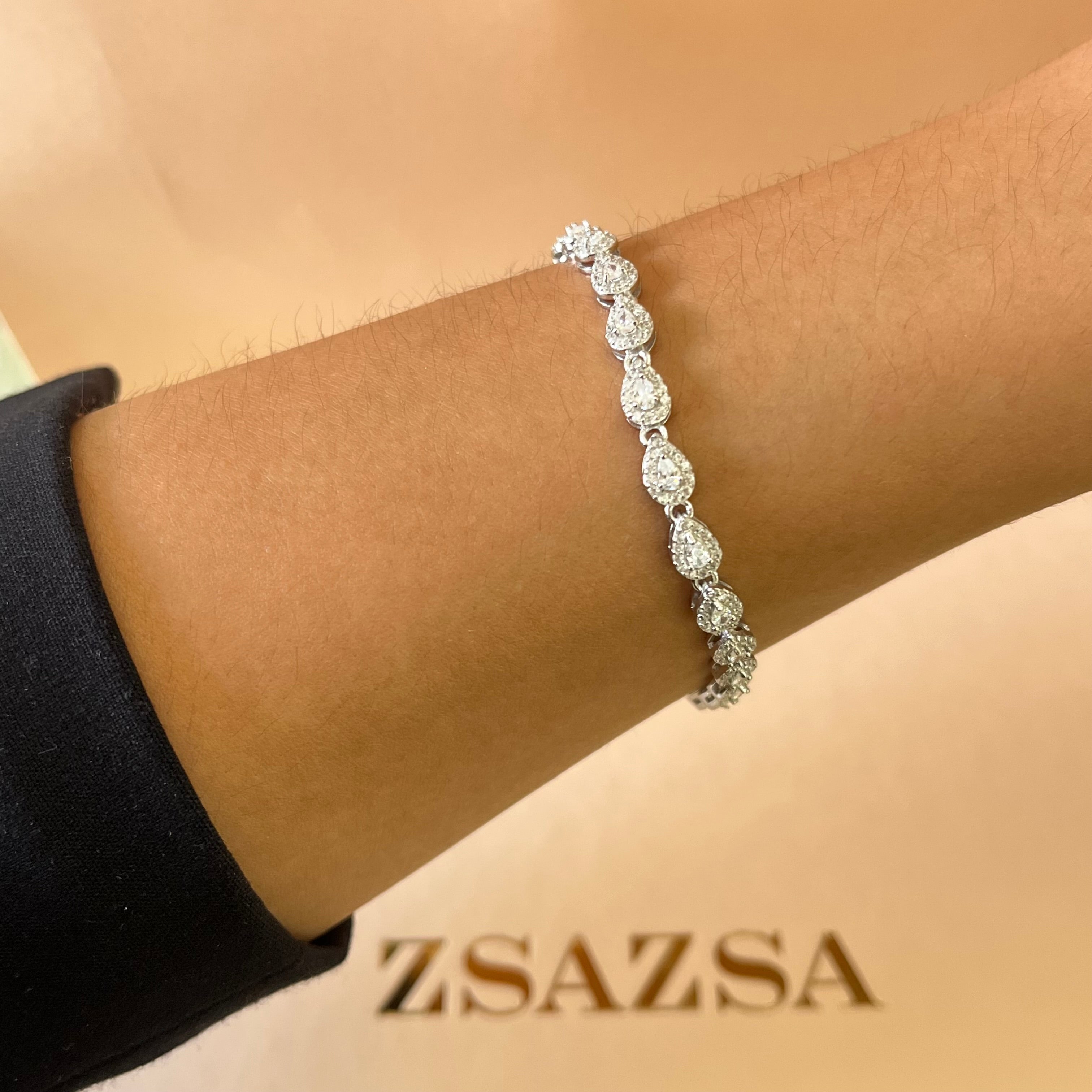 Silver zircone teardrop bracelet