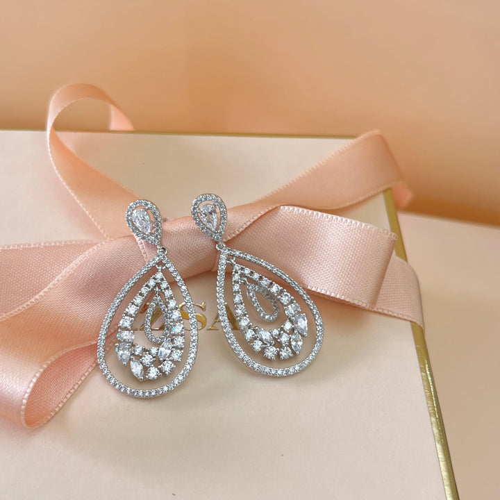 Silver zircone teardrop earrings