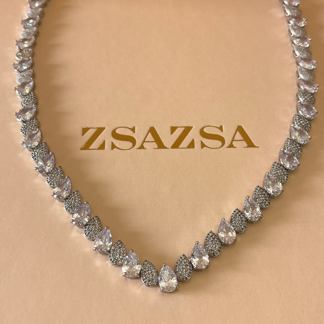 Silver zircone teardrop necklace