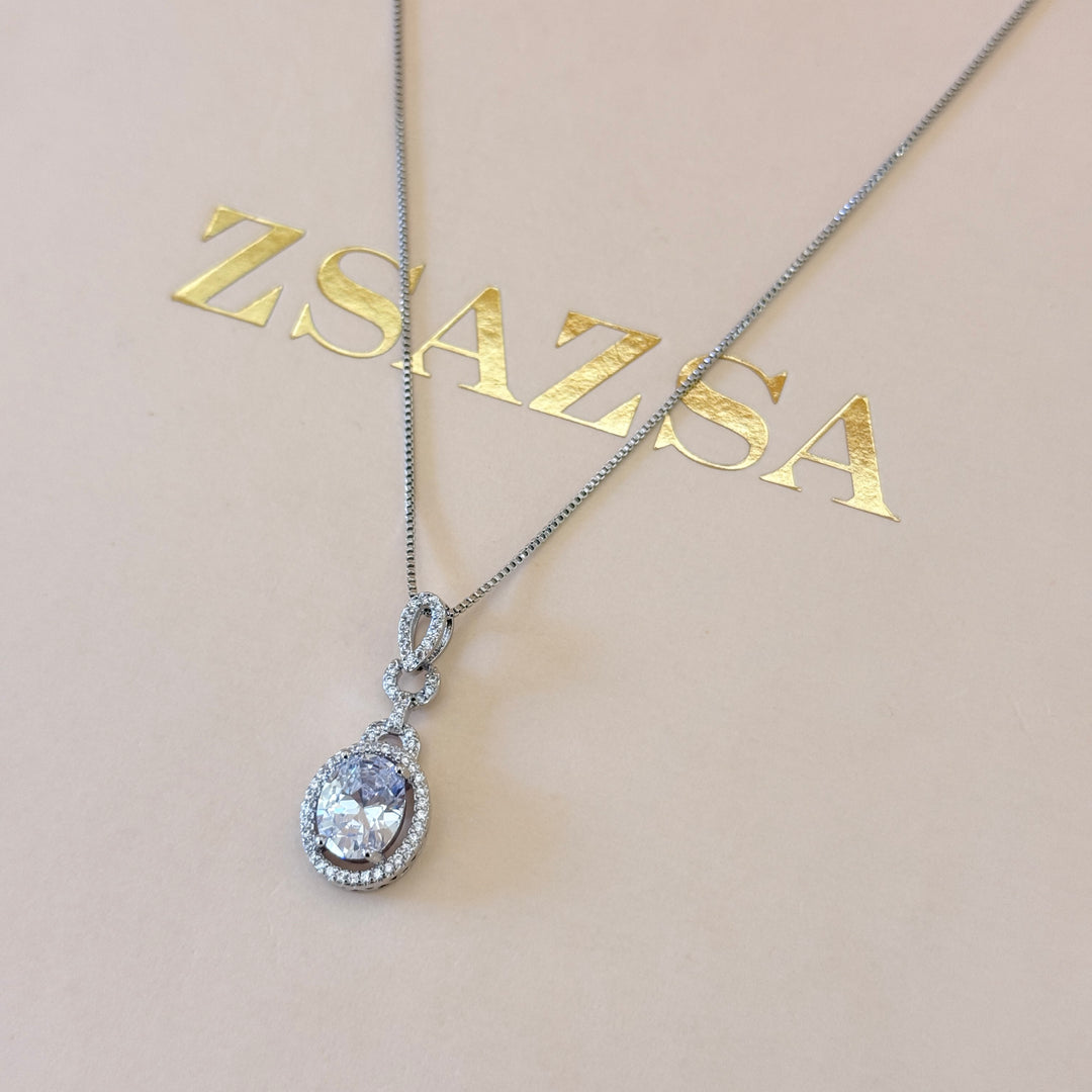Oval zircone silver pendant
