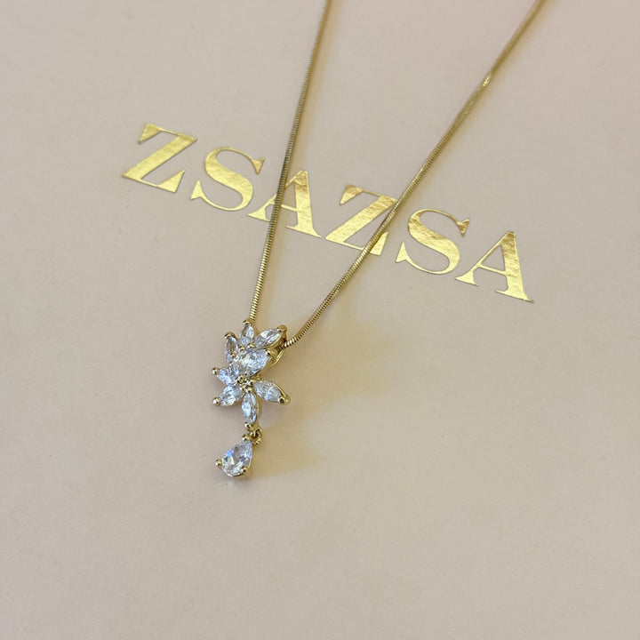 Zircone marquise gold plated pendant