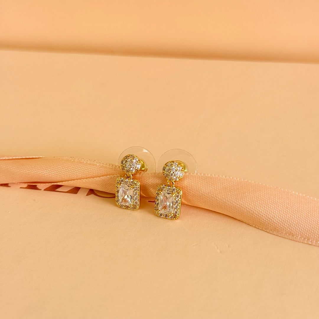 Round and rectangular zircone gold plated earrings