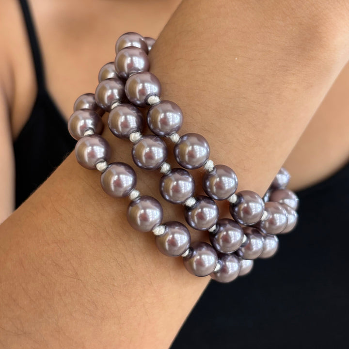 Grey pearls set