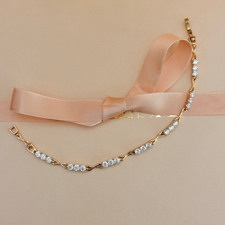 Zircone dainty gold plated bracelet