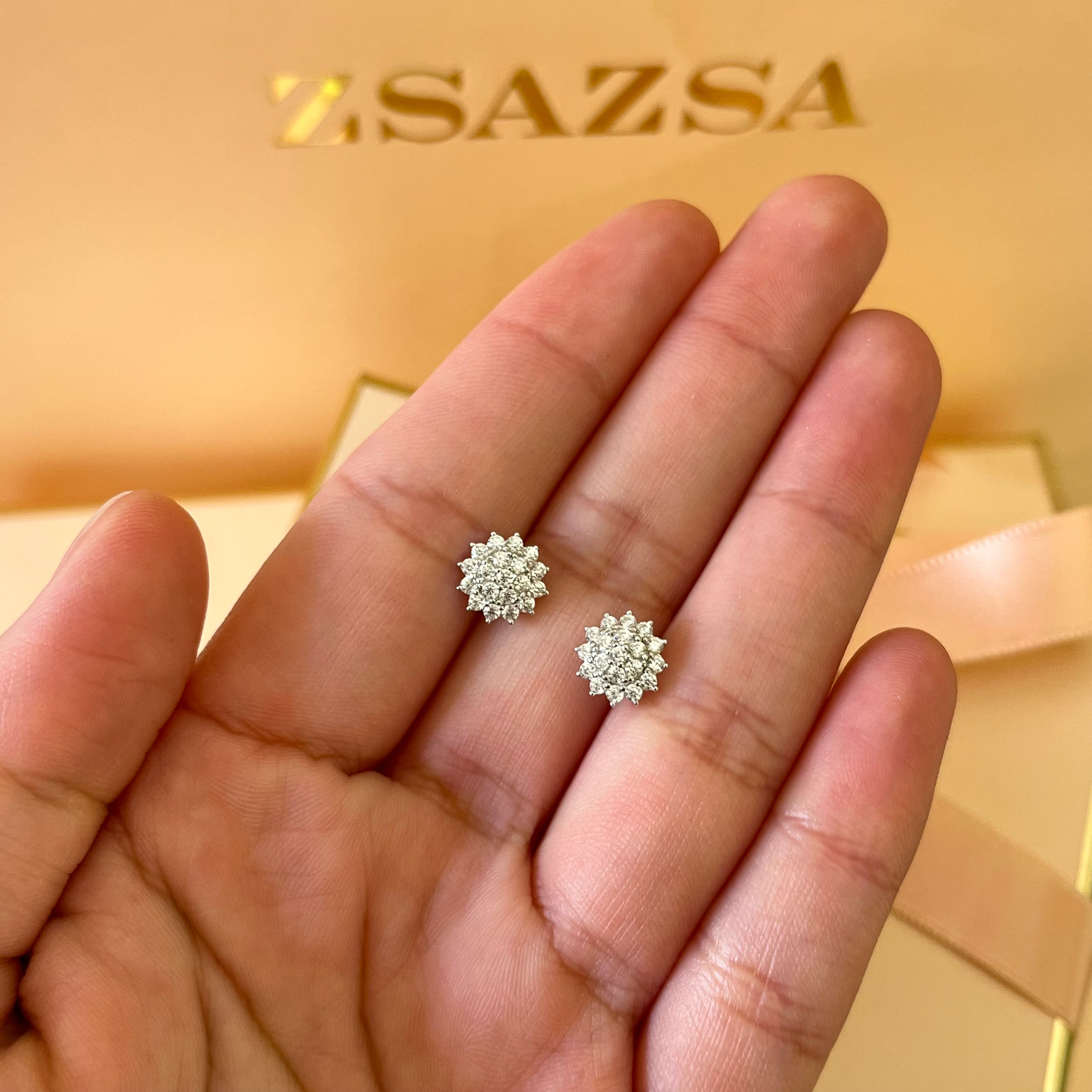 Sunflower zircone silver studs