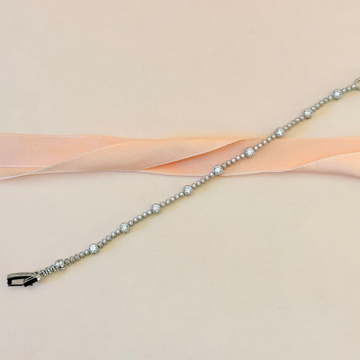 Dainty teardrop zircone silver earrings and bracelet