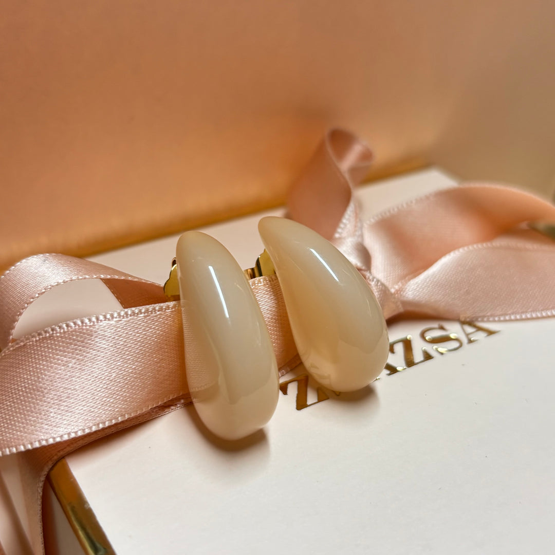 Teardrop earrings