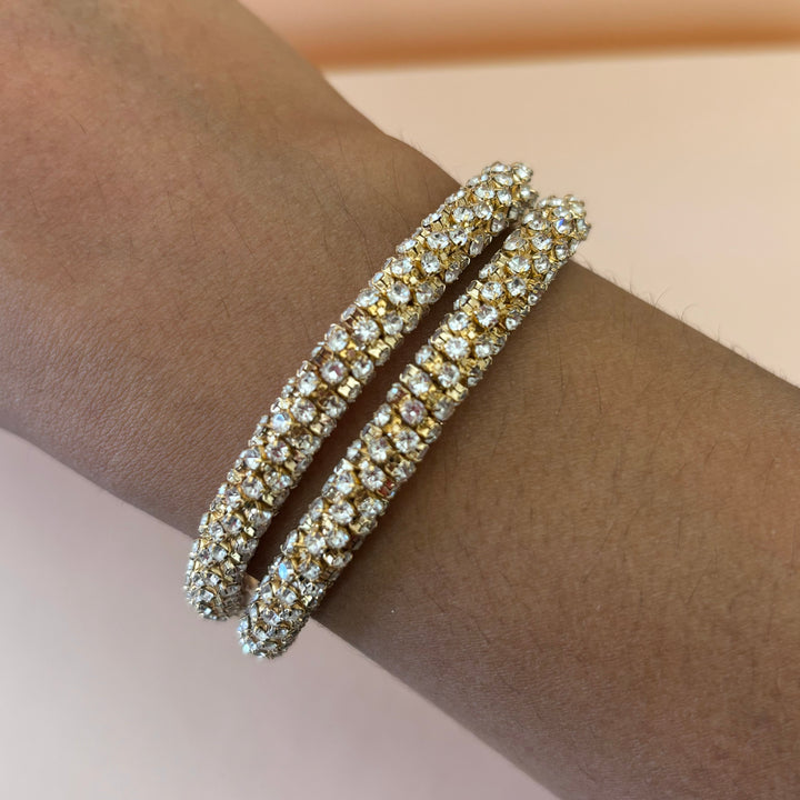 Elegant rhinestone bangle