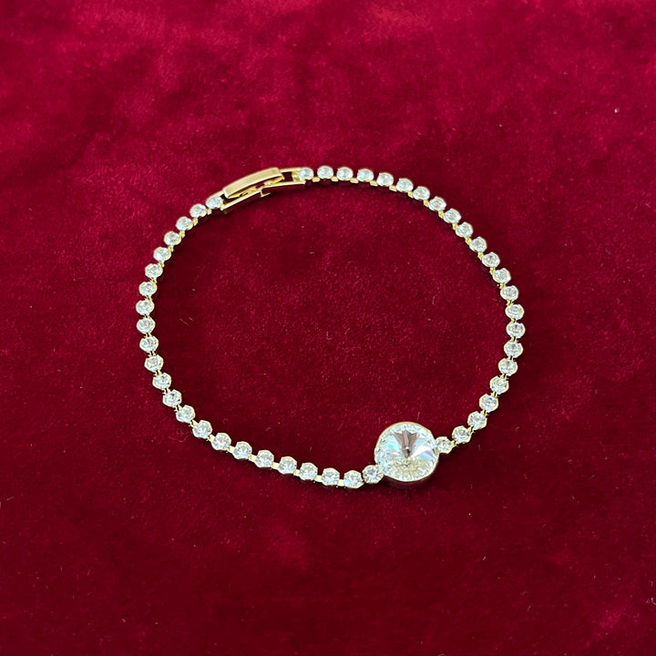 Gold bracelet
