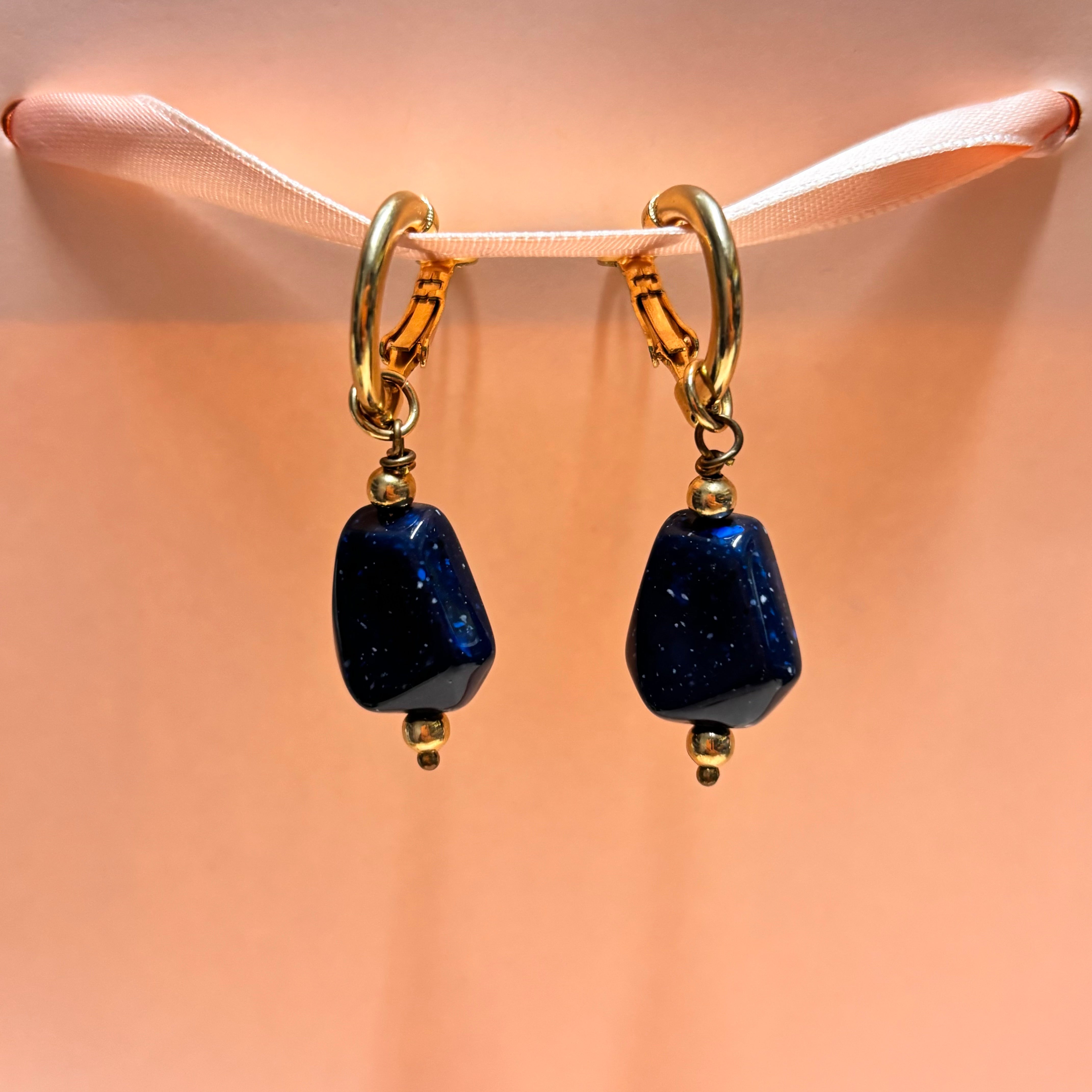 Navy blue hoops