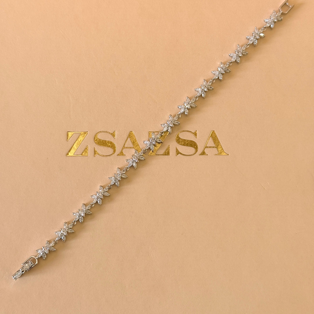 Marquise and teardrop zircone silver set