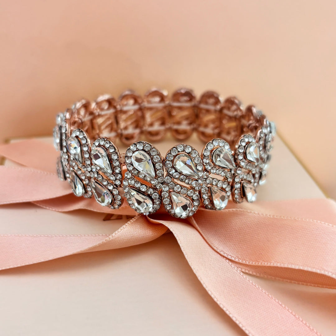 Teardrop bangle