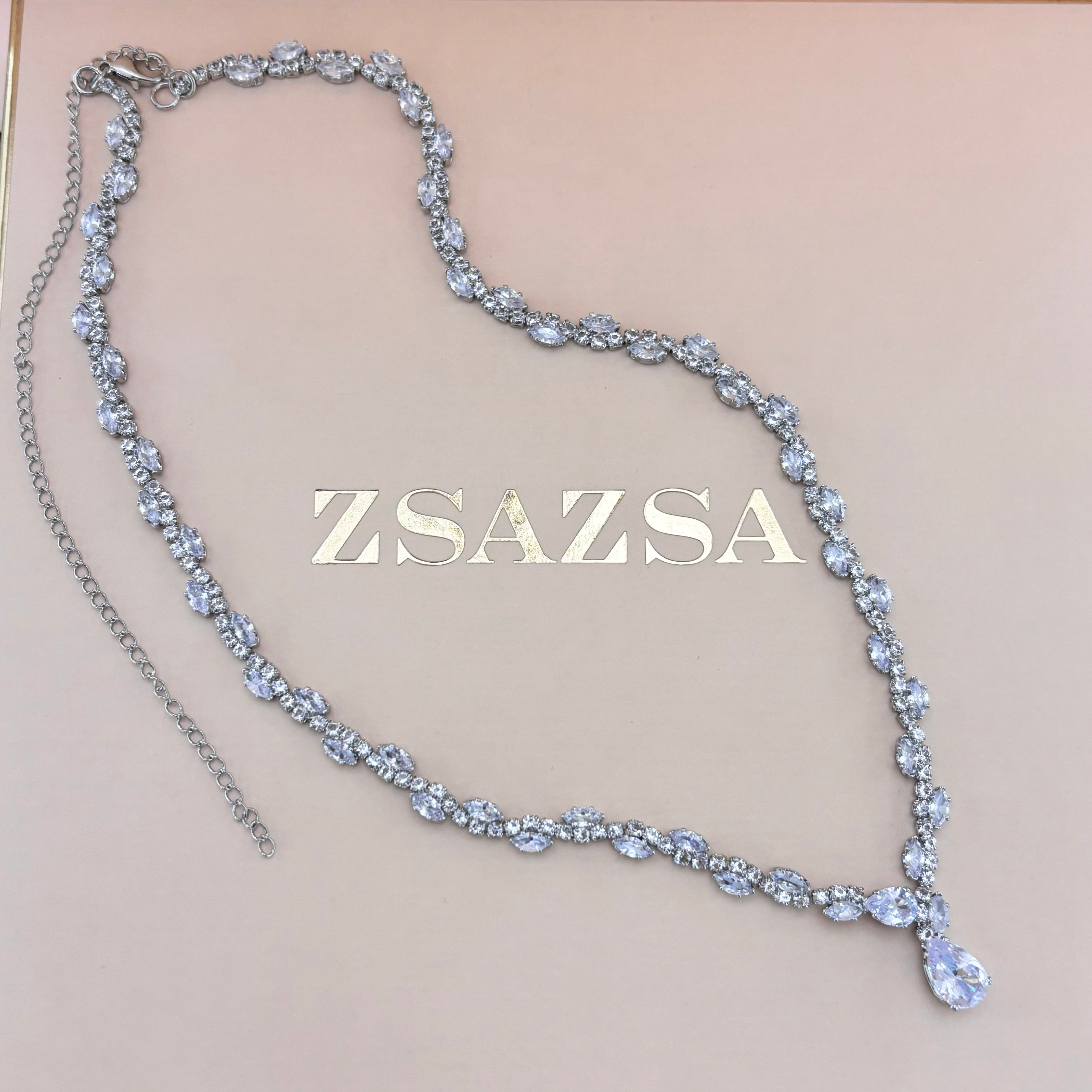 Zircone silver set