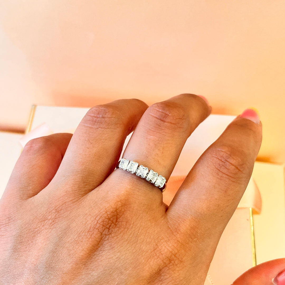 Zircone square five stones white gold plated ring