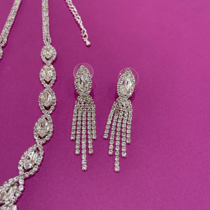 Elegant set