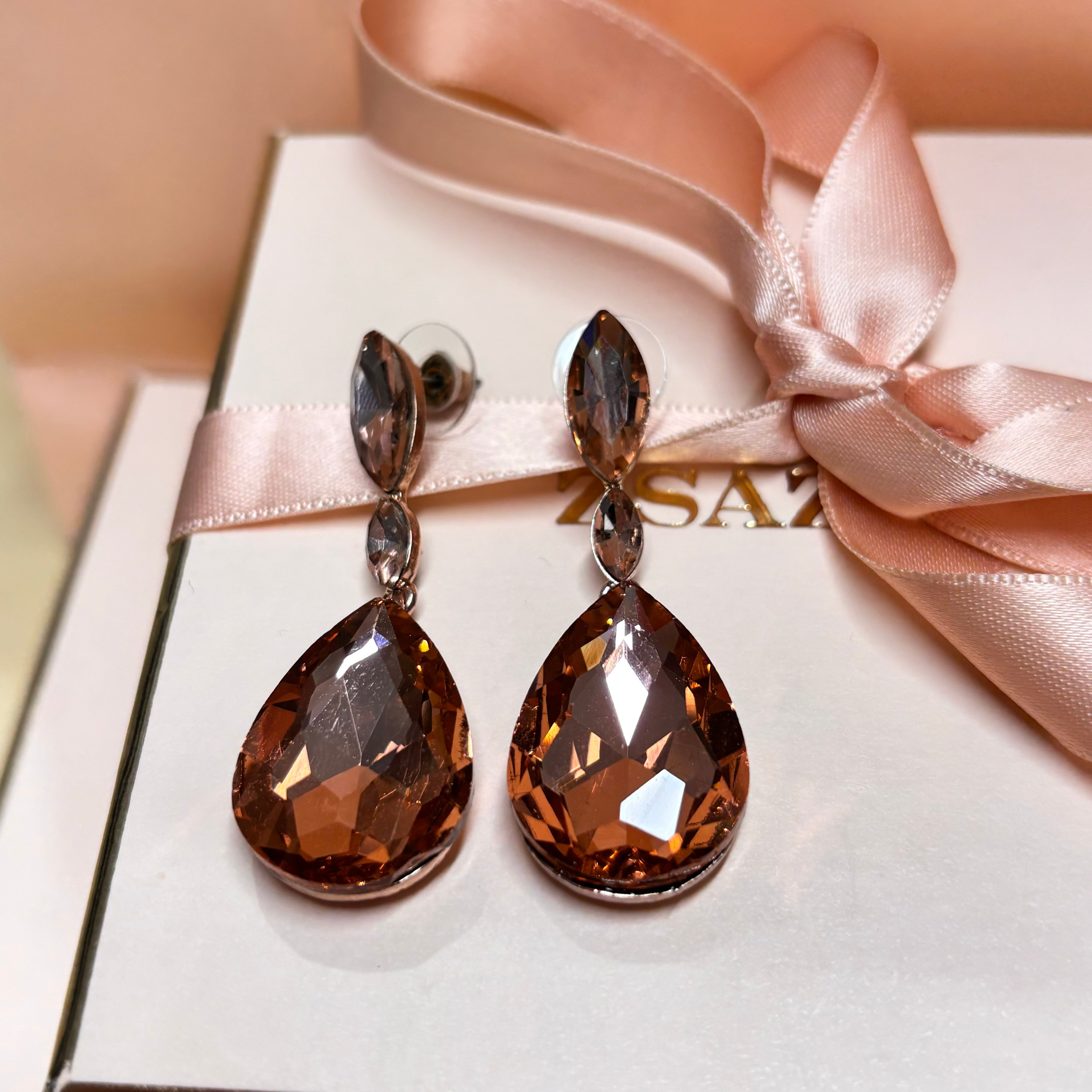 Teardrop peach earrings